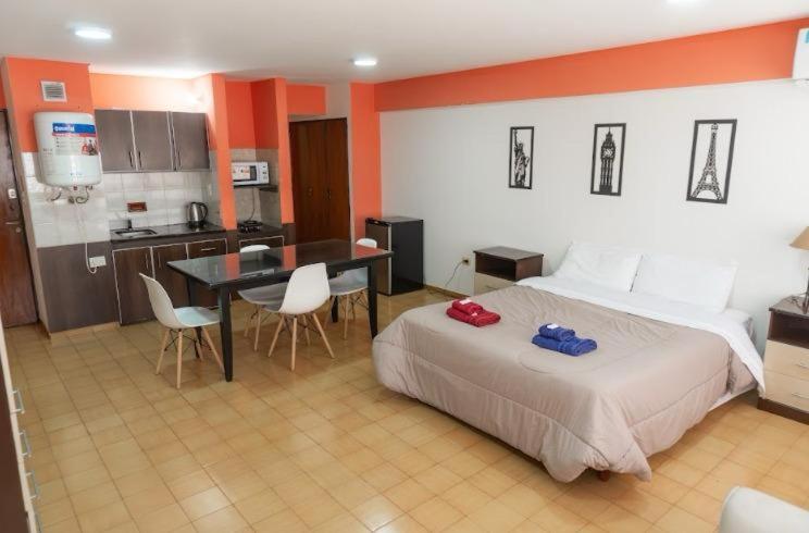 Departamento Bv Chacabuco By Inmove Temporarios Apartment *